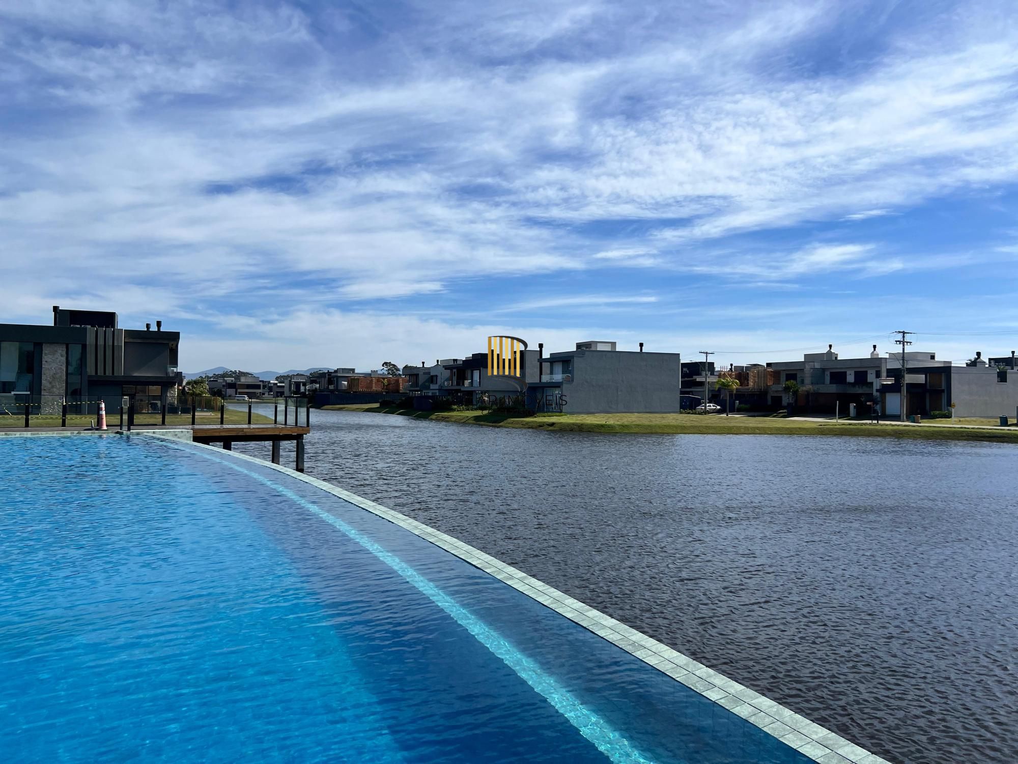 Lote de 314 m2 a venda no Condomínio Sunset em Xangri-lá.