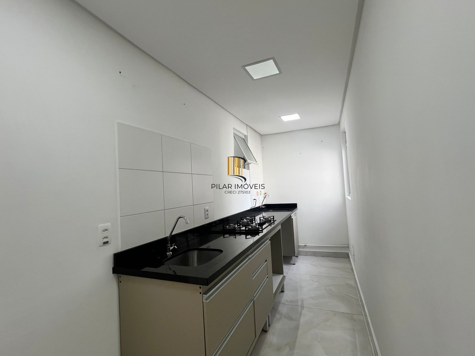 Apartamento para venda e locação no Condomínio Open Canoas Centro em Canoas.