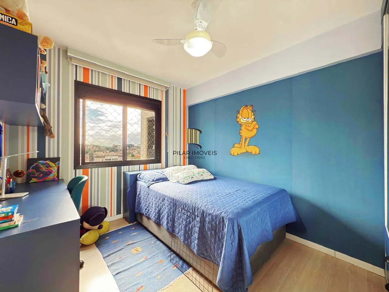 Apartamento de 3 suítes com 3 vagas, 136 m2 próximo ao Shopping Iguatemi.