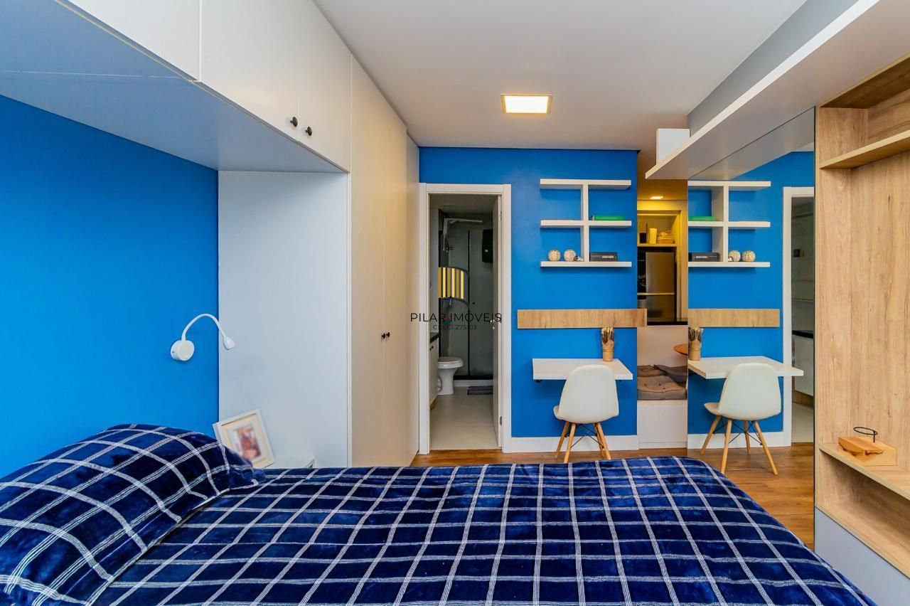 Sudio com vaga, a venda finamente mobiliado e decorado.