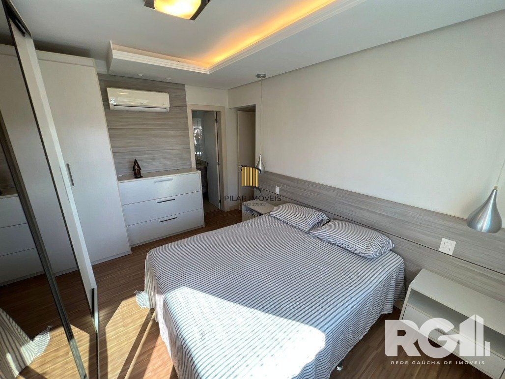 Espetacular apartamento para ALUGAR mobiliado com eletrodomésticos, 3 dormitórios, 2 vagas cobertas, infra completa no coração do Bairro Petrópolis.
