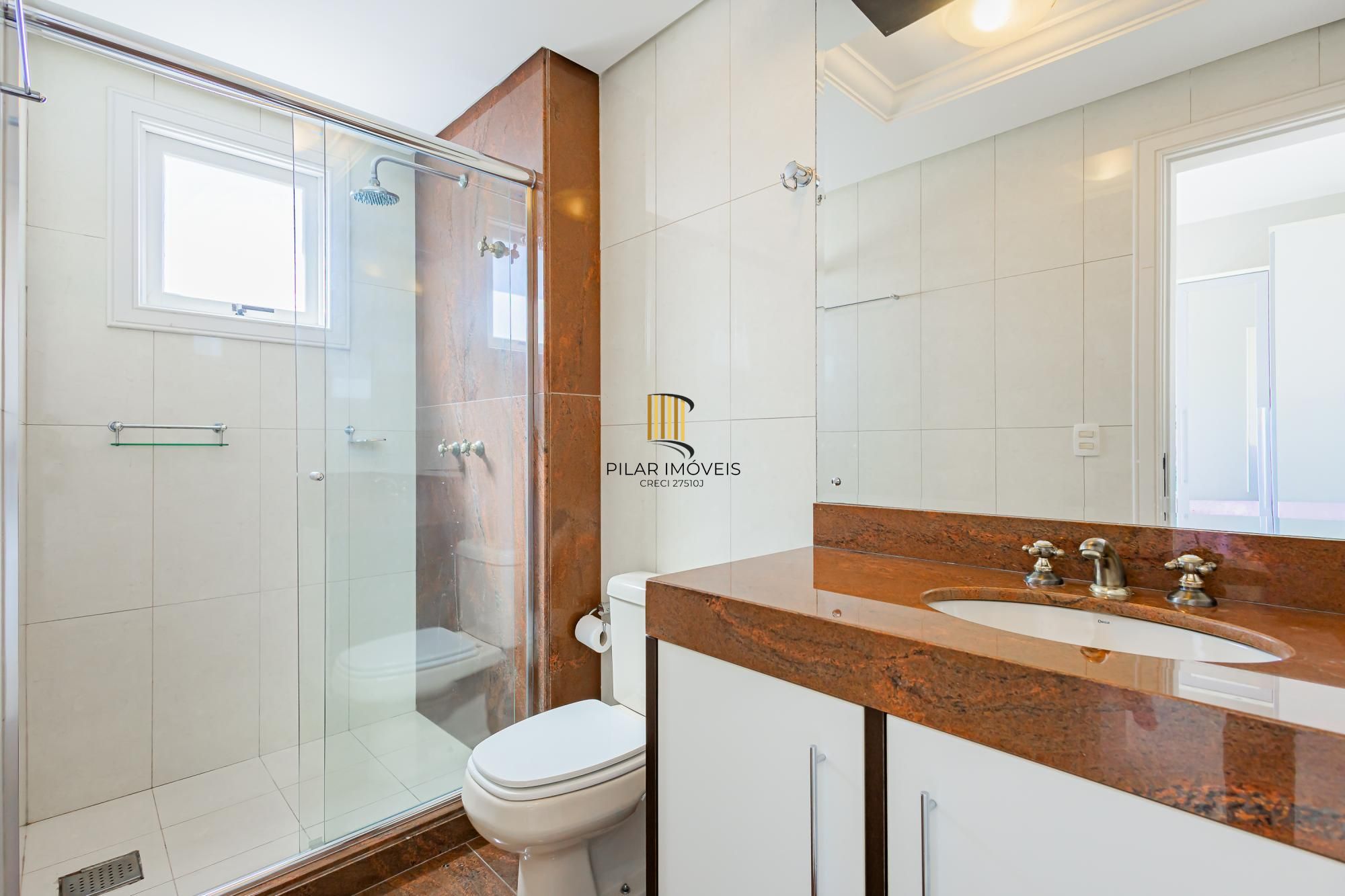 Espetacular apartamento 3 suítes 3 vagas com infra completa no Moinhos de Vento