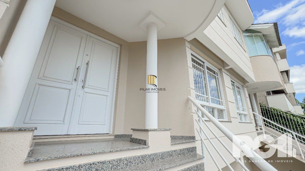Linda casa de 282 m2 com 4 dormitórios, sendo 3 suítes e a suíte master no Chácara das Pedras. - Pilar Imóveis