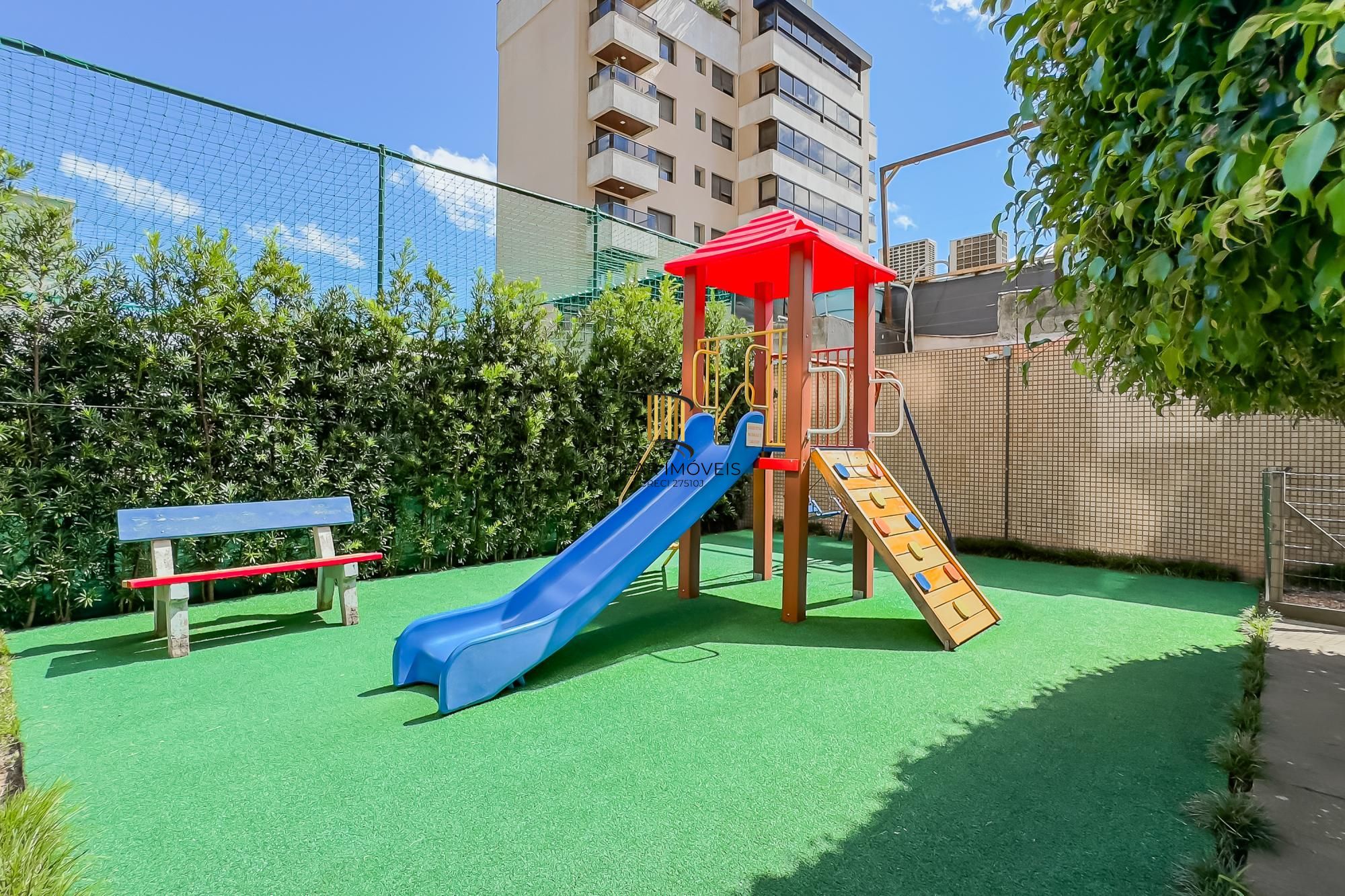 Espetacular apartamento 3 suítes 3 vagas com infra completa no Moinhos de Vento