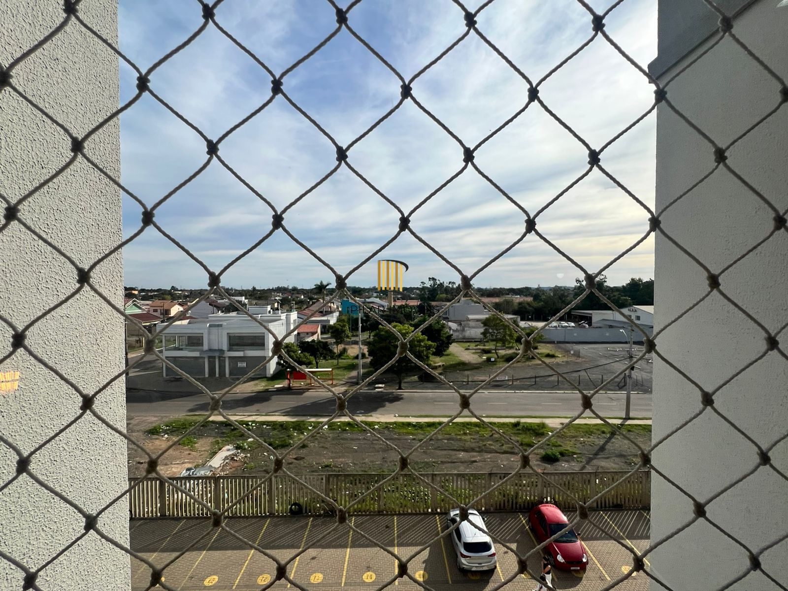 Apartamento para venda e locação no Condomínio Open Canoas Centro em Canoas.