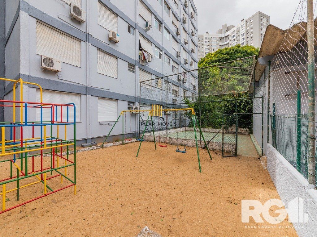 Apartamento 2 dormitórios no bairro Partenon
