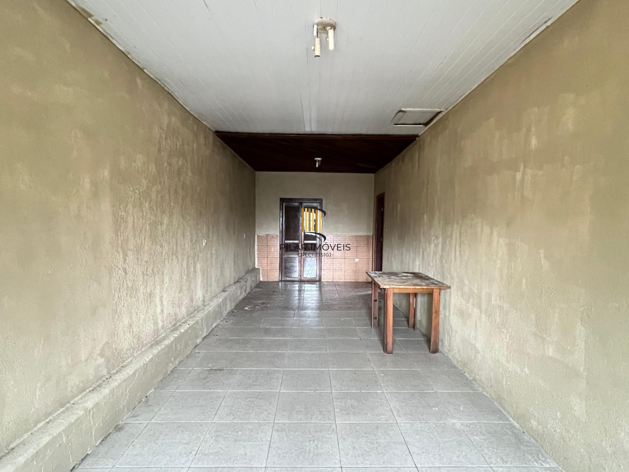 Chácara a venda com casa de 170 m2, terreno com 968 m2 em  Nova Santa Rita