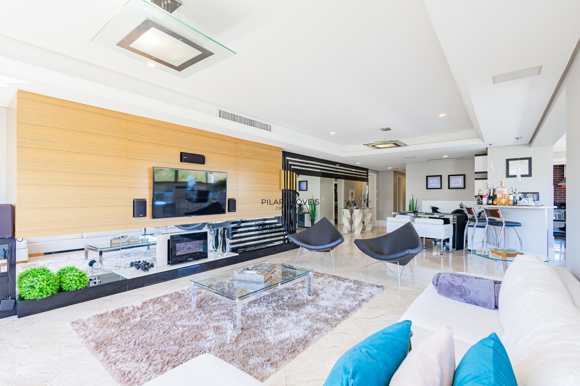 Espetacular apartamento 3 suítes 3 vagas com infra completa no Moinhos de Vento