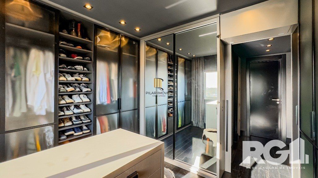 Exclusividade: Apartamento decorado por arquiteto, 102m² priv, 4 vagas com carregador carro eletrico instalado, infra completa no Central Parque