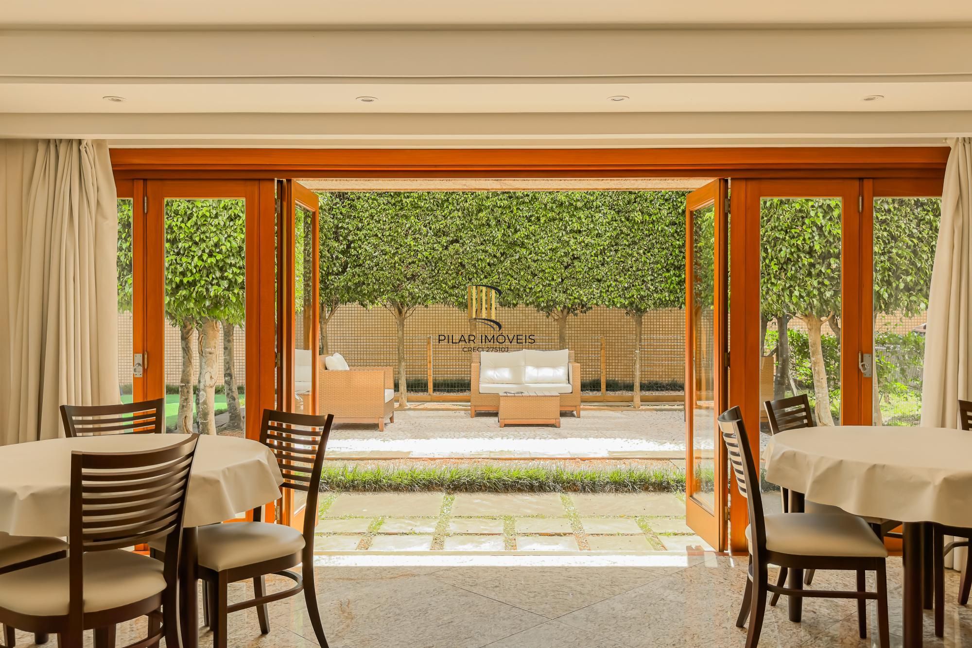 Espetacular apartamento 3 suítes 3 vagas com infra completa no Moinhos de Vento