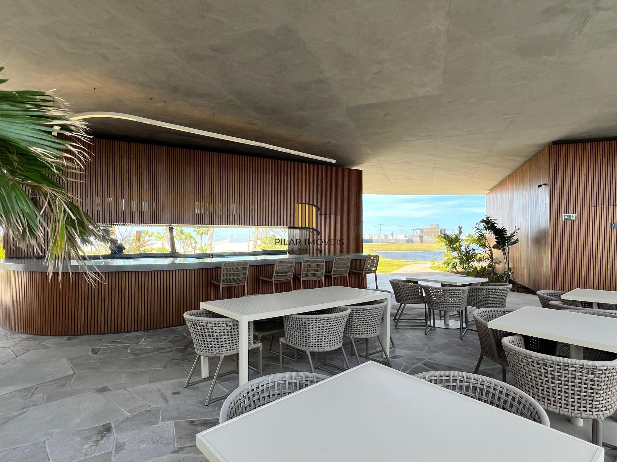 Lote molhado a venda no condomínio Zen Resort Concept.