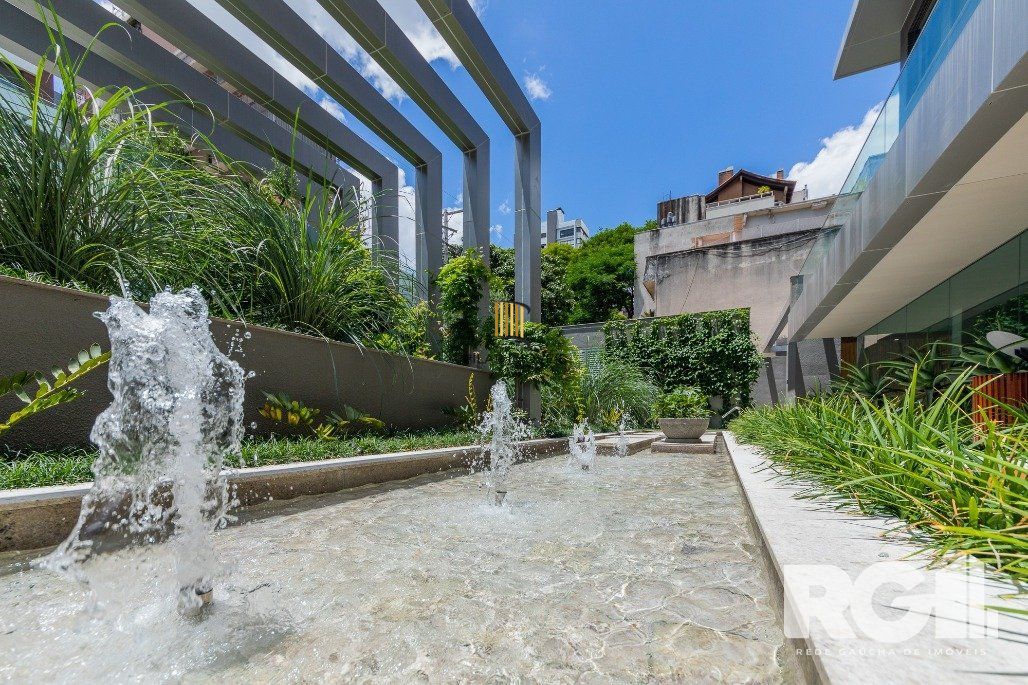 Apartamento de alto padrão construtivo 159 m2 com 3 suítes com 3 vagas no bairro Auxiliadora.