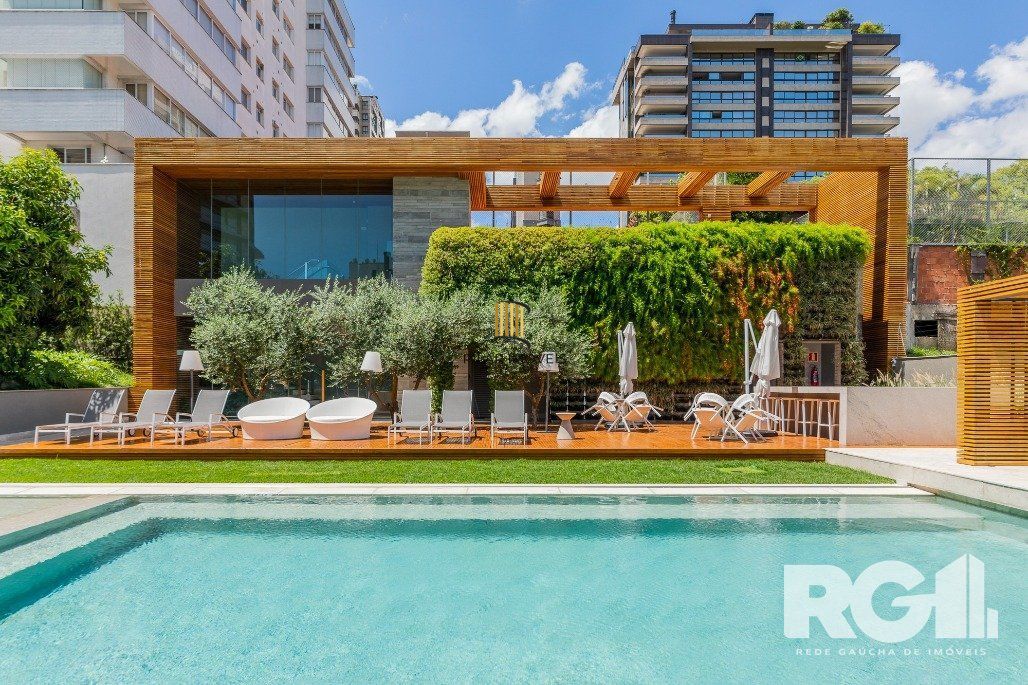 Apartamento de alto padrão construtivo 159 m2 com 3 suítes com 3 vagas no bairro Auxiliadora.