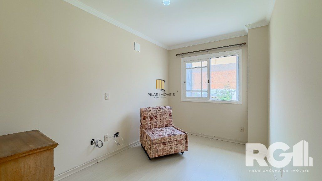 Linda casa de 282 m2 com 4 dormitórios, sendo 3 suítes e a suíte master no Chácara das Pedras.