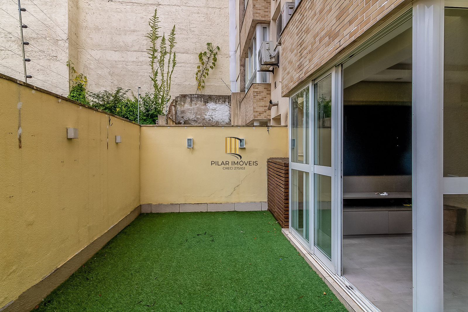 Apartamento Garden, no Petrópolis.