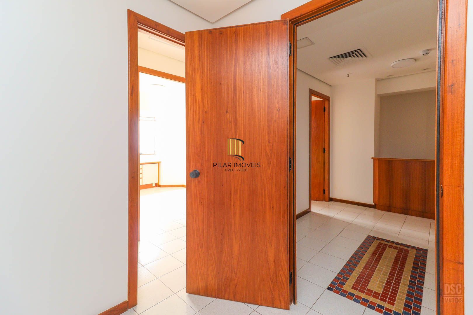 Sala comercial em um ponto excelente da Rua Padre Chagas.