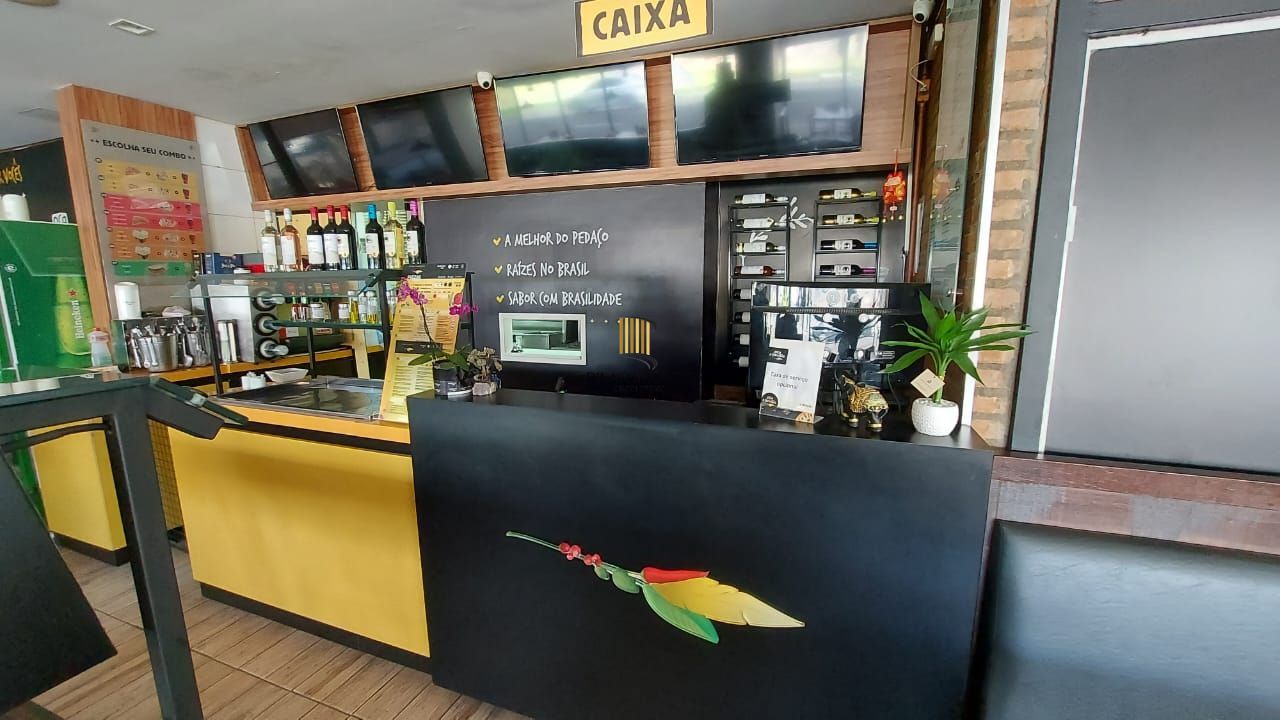 ESPAÇO COMERCIAL PIZZARIA LOCADO C/ EXCELENTE RENDIMENTO