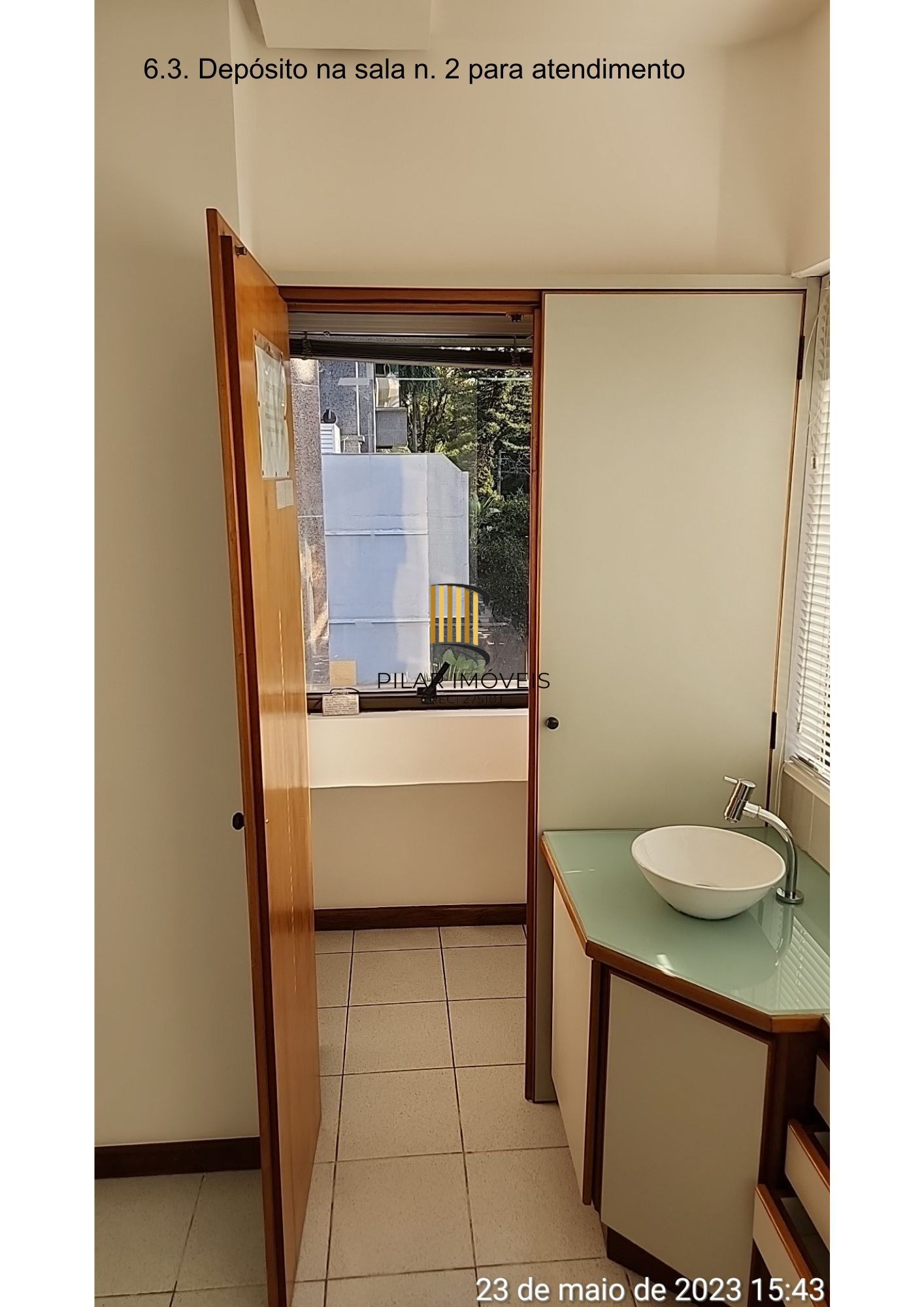 Sala comercial em um ponto excelente da Rua Padre Chagas.
