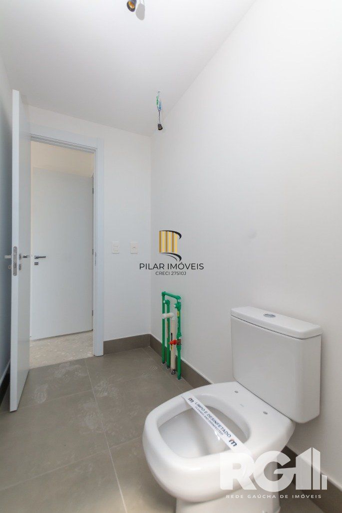 Apartamento com suíte, churrasqueira, vista e uma infraestrutura incrível!!