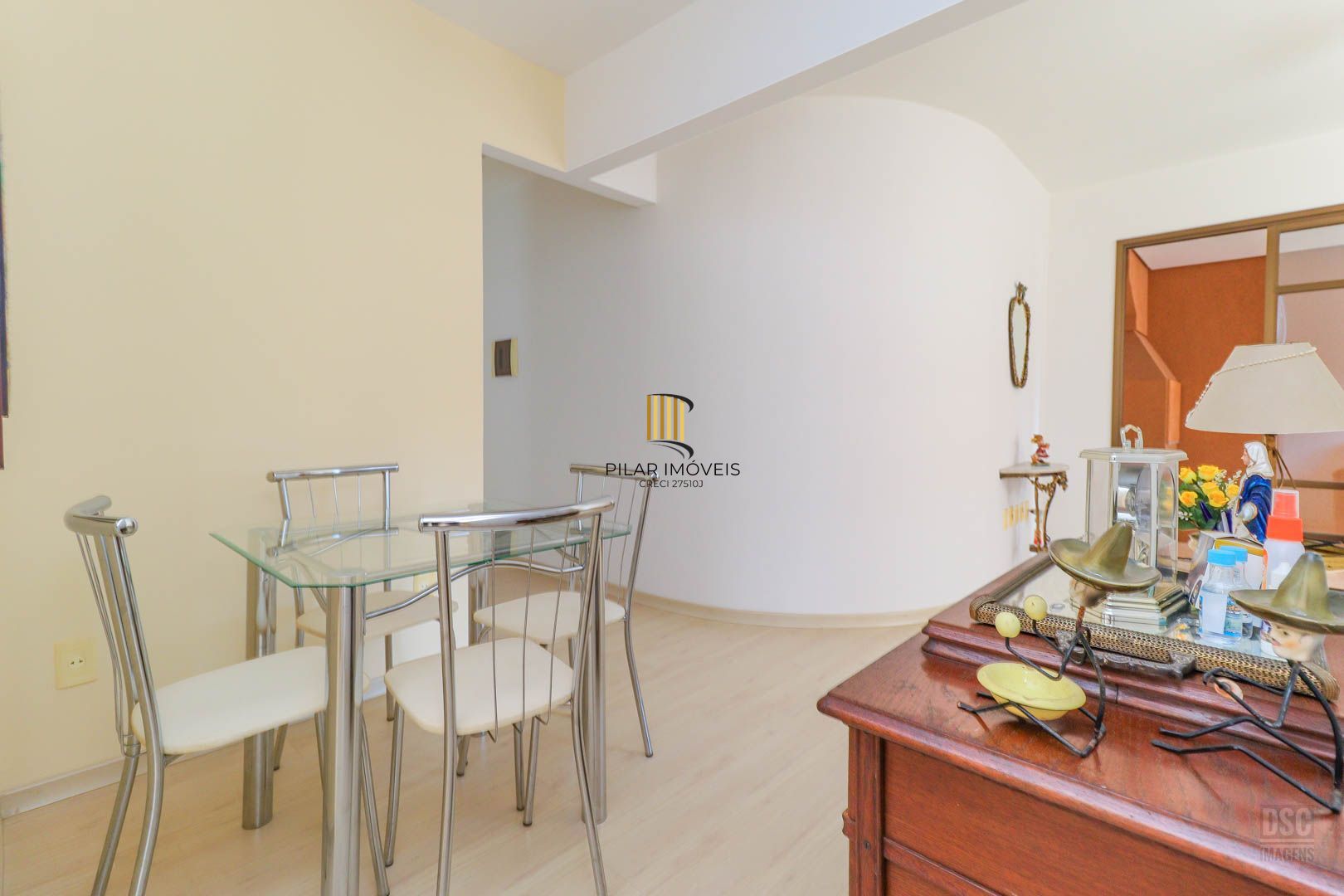 Venda apto, 2 dorm, Ótima localização