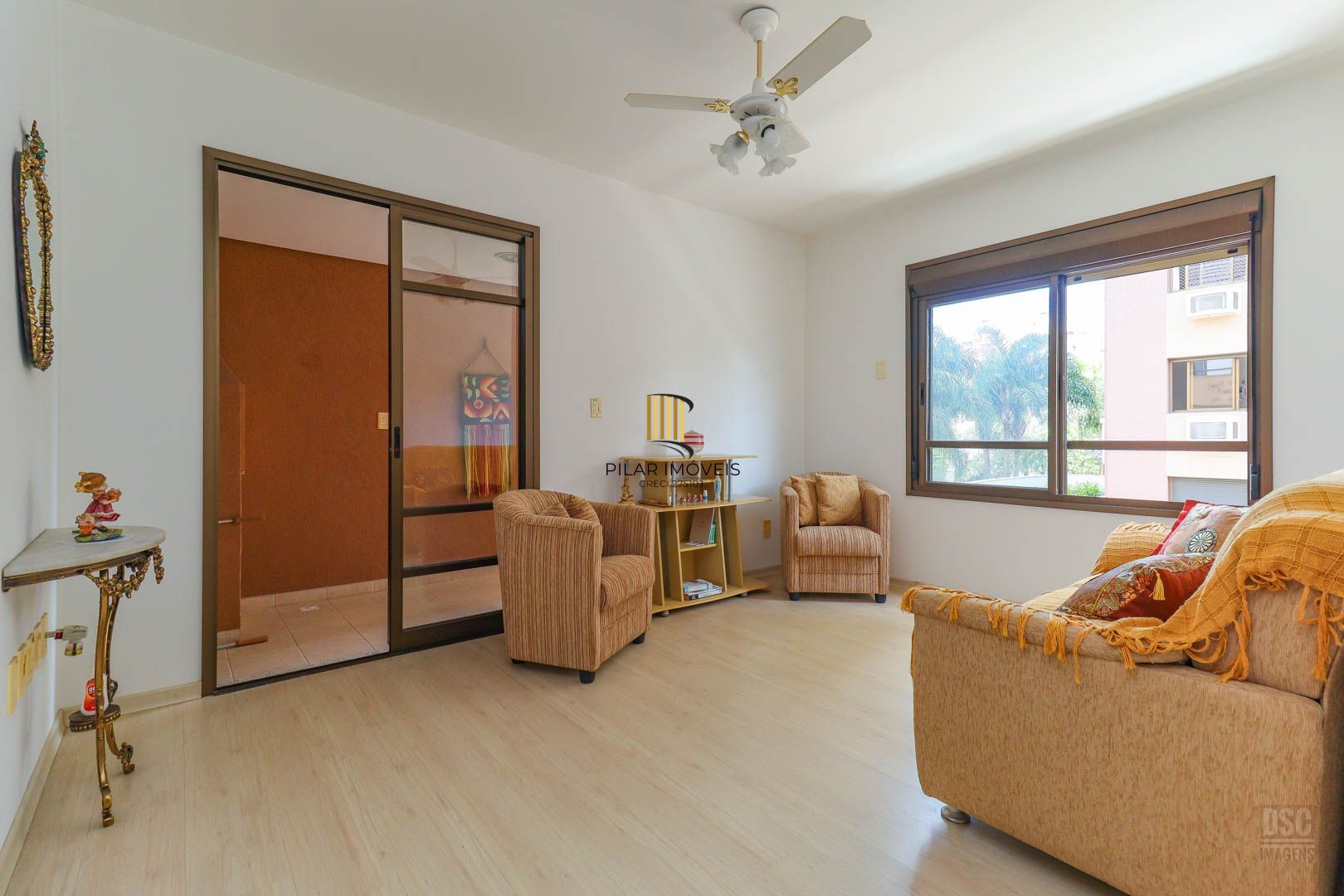 Venda apto, 2 dorm, Ótima localização