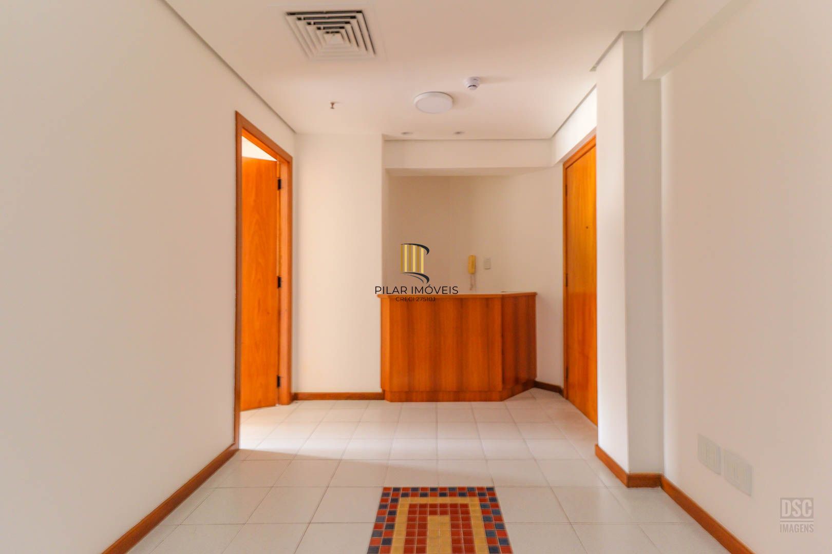 Sala comercial em um ponto excelente da Rua Padre Chagas.