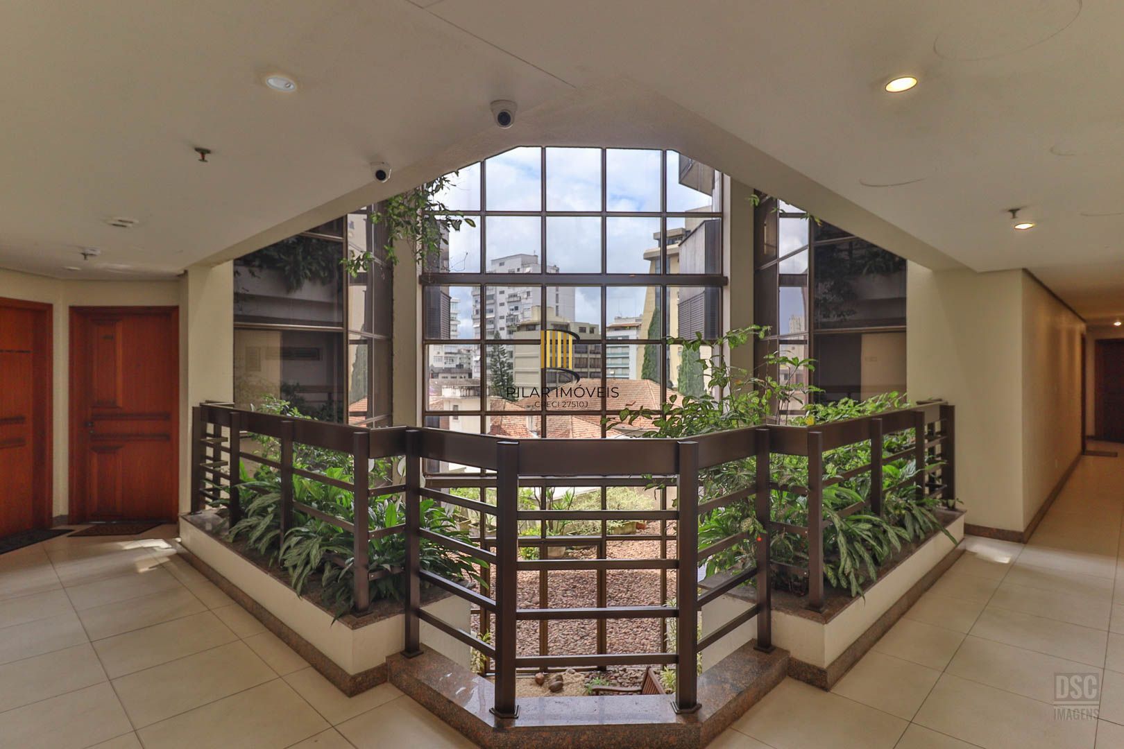 Sala comercial em um ponto excelente da Rua Padre Chagas.