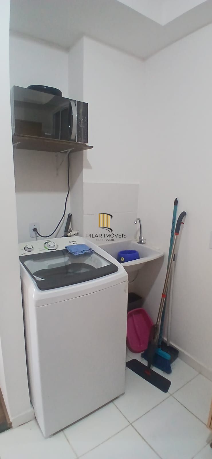 Apartamento 2 dormitórios a venda Av Edgar Pires de Castro, Porto Alegre/RS