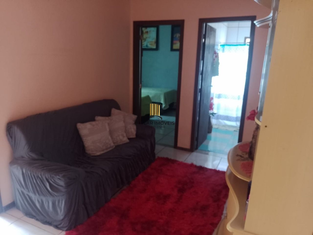 Casa no Bairro Ponta Grossa com terreno medindo 10x30.