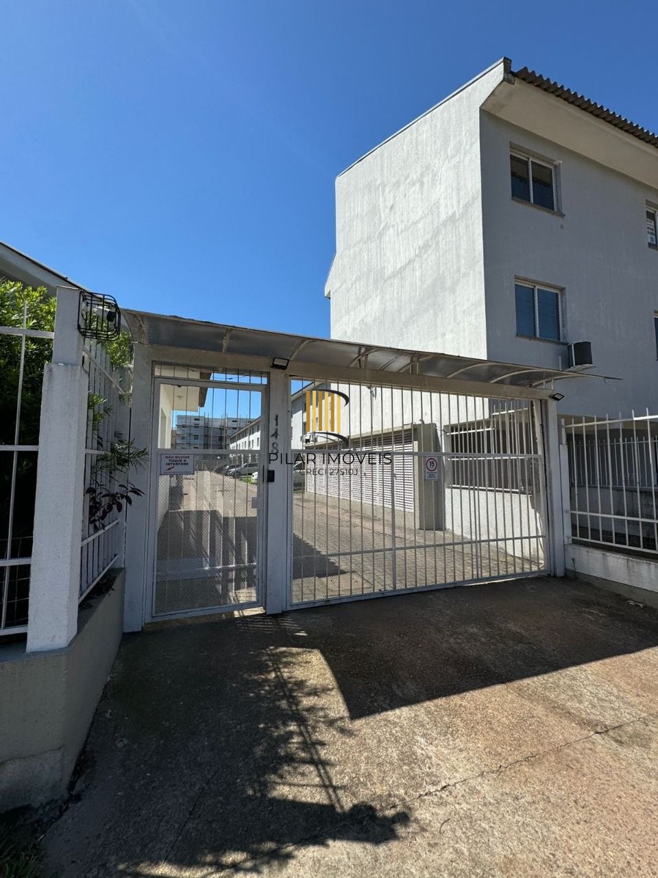 Sobrado 3 dormitórios no bairro Aberta dos Morros