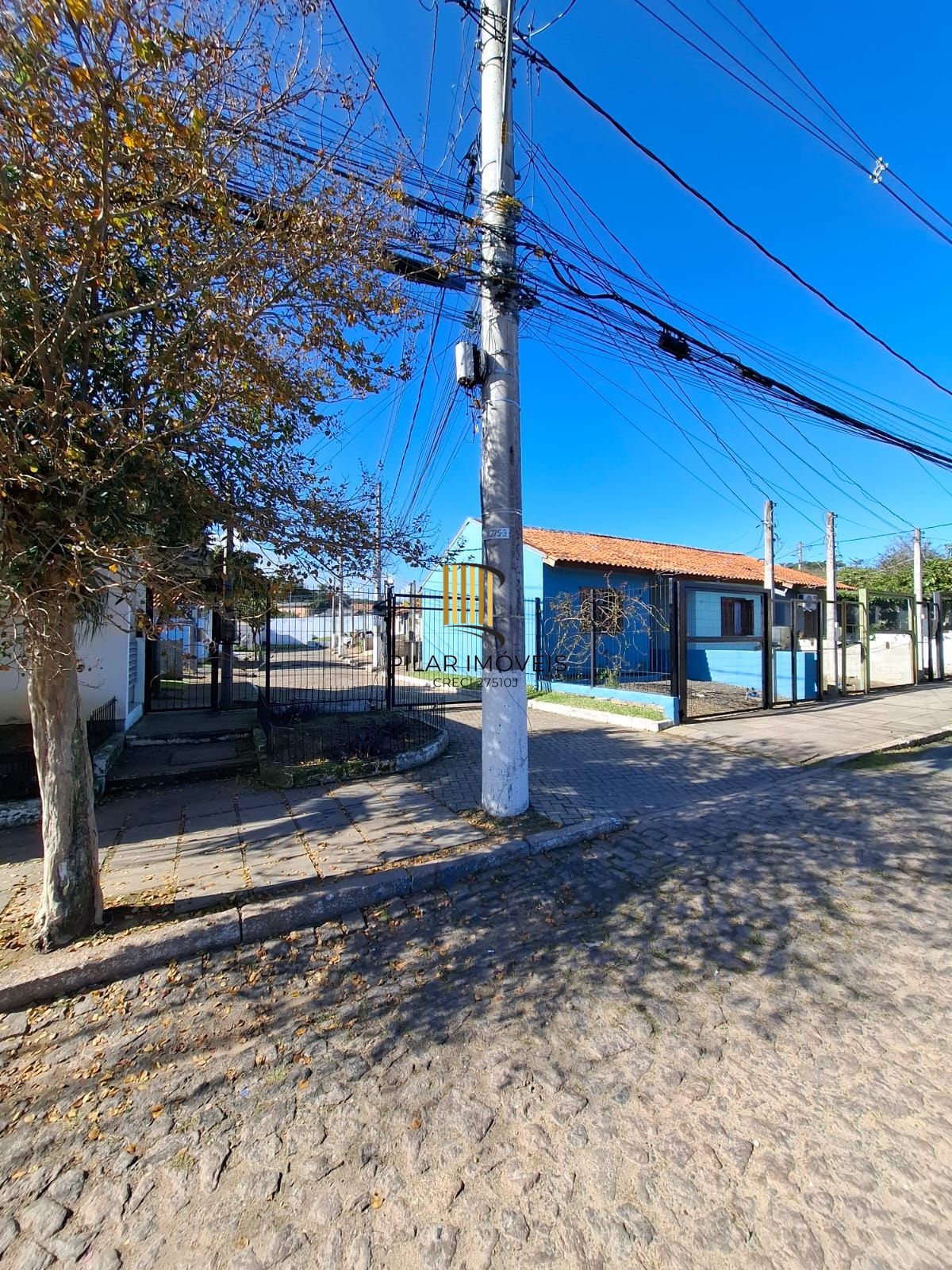 Casa de 1 Dormitório dentro de condomínio fechado no bairro Guáruja.