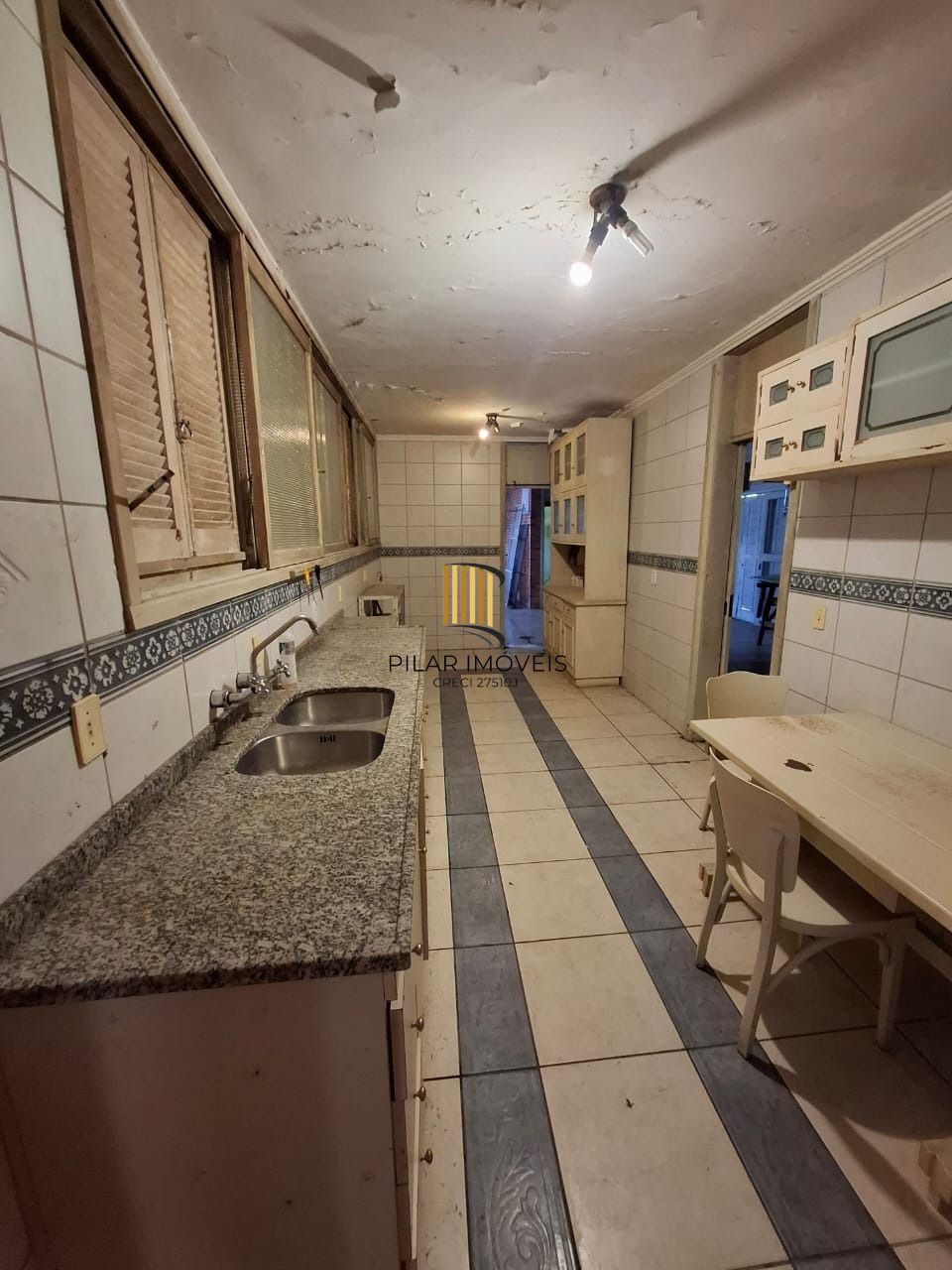 Casa no bairro ipanema 4 dormitórios