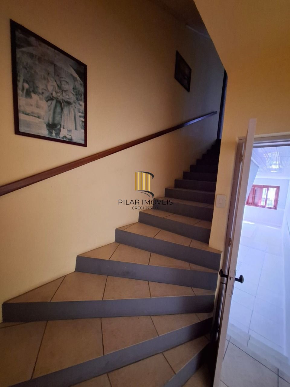 Casa 4 dormitórios no bairro Vila Nova