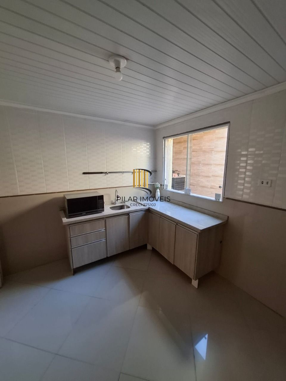 Casa 4 dormitórios no bairro Vila Nova