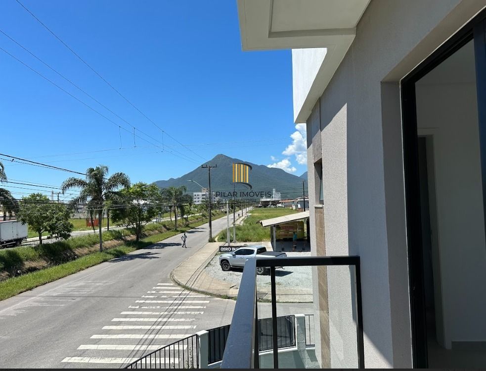Casa de Condomínio 3 dormitórios no bairro Nova Palhoça