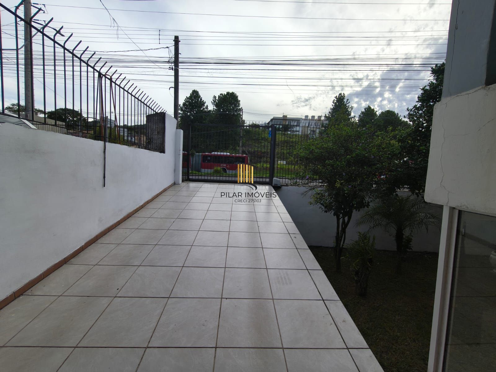 Casa a Venda Av Juca Batista - Porto Alegre/RS