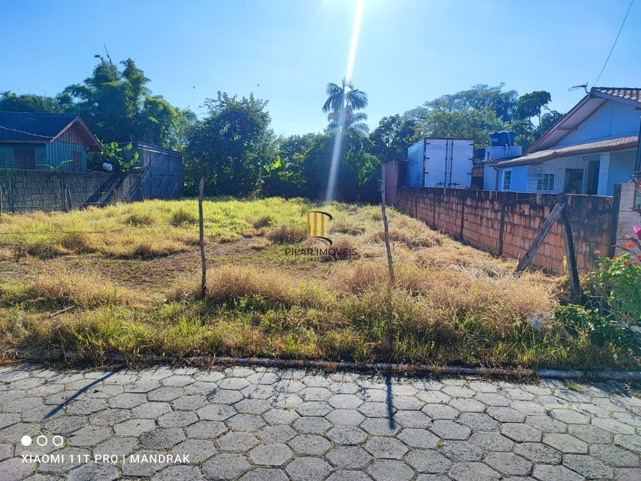 Terreno no bairro Aririú da Formiga