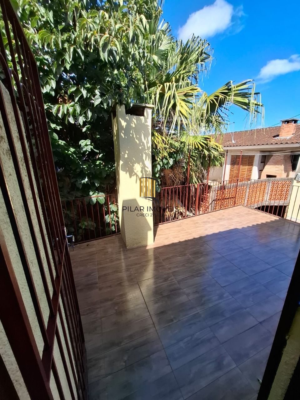 Casa 4 dormitórios no bairro Vila Nova