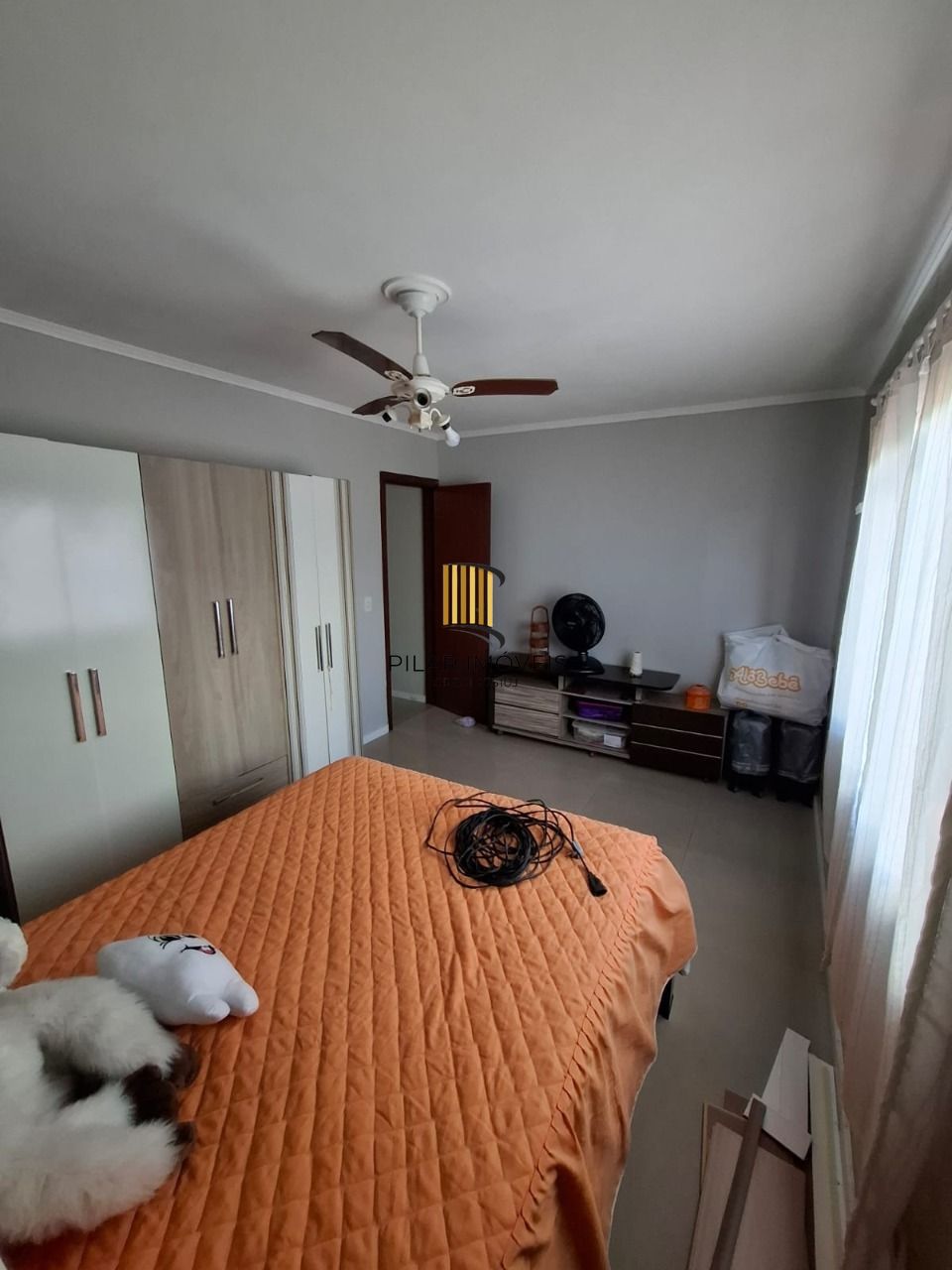 Casa 4 dormitórios no bairro Vila Nova