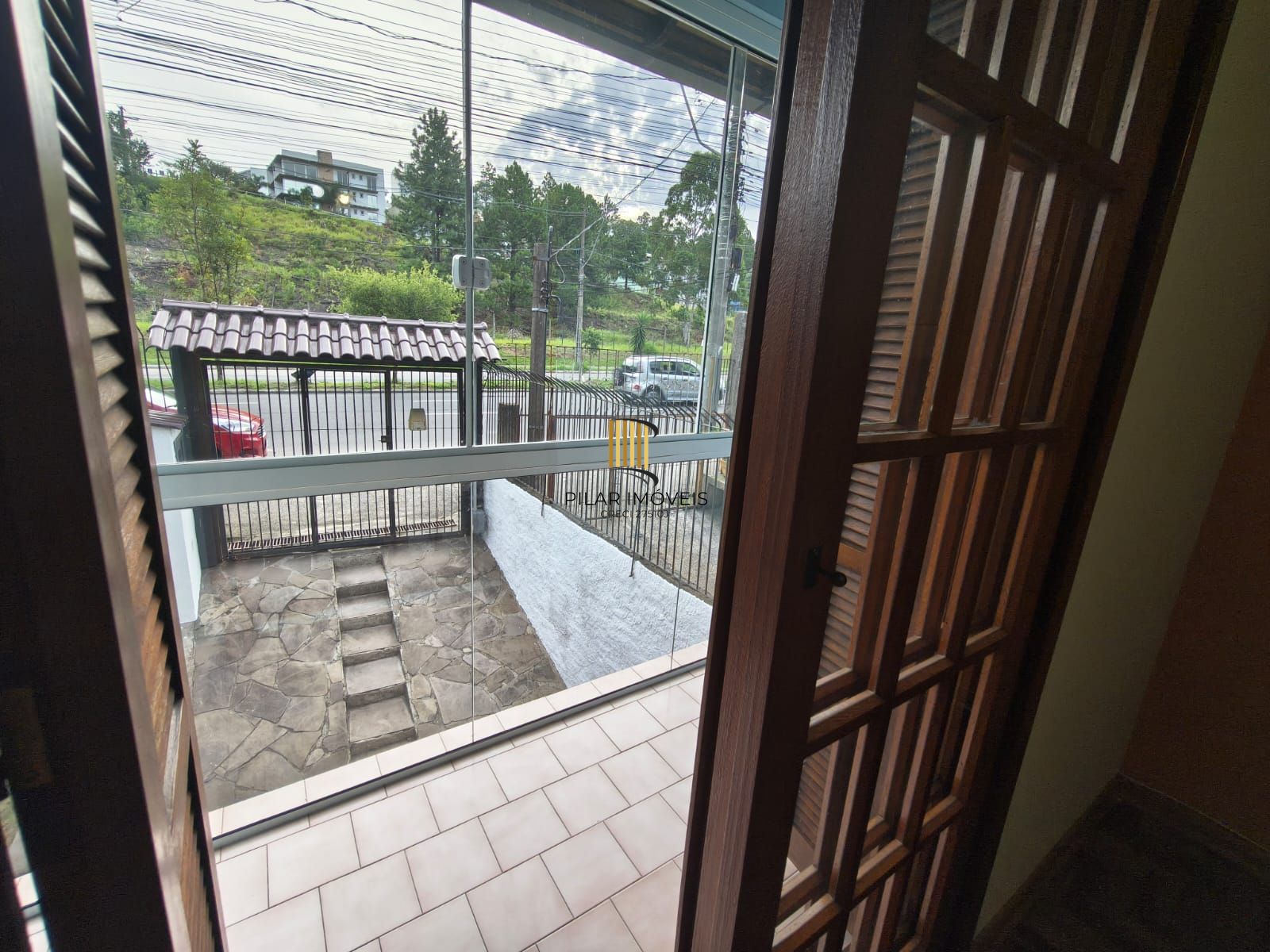 Casa a Venda Av Juca Batista - Porto Alegre/RS