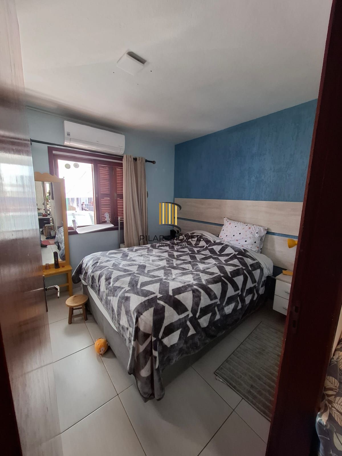Casa de 1 Dormitório dentro de condomínio fechado no bairro Guáruja.