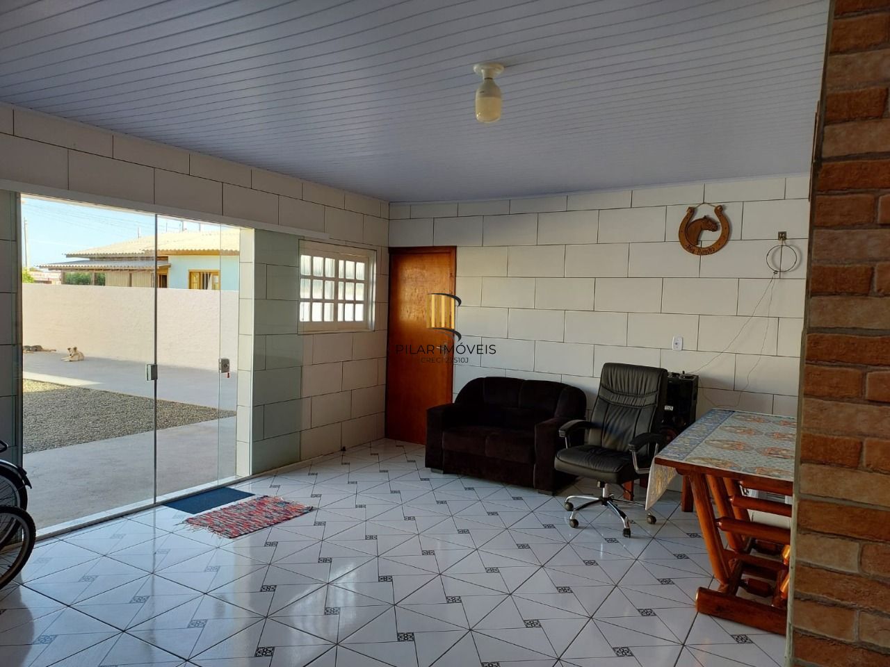 Casa à venda, com piscina em Arroio do Silva, SC