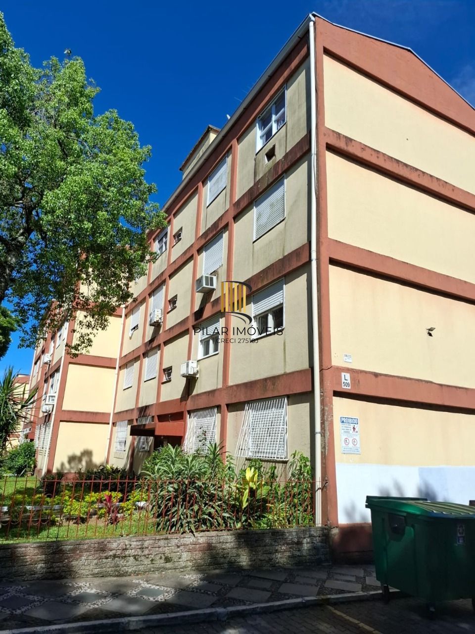 Apartamento Bairro Camaquã 2 dormitórios