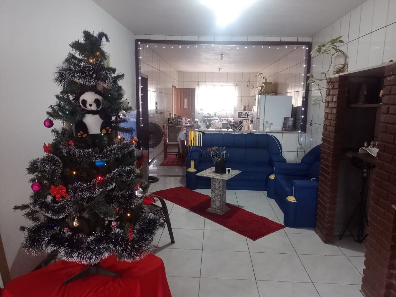 Casa no Bairro Ponta Grossa com terreno medindo 10x30.
