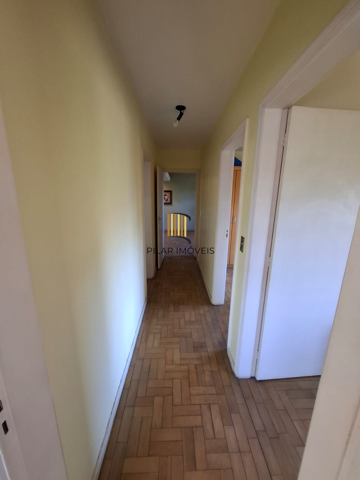 Apartamento a Venda no Bairro Santana - Porto Alegre/RS