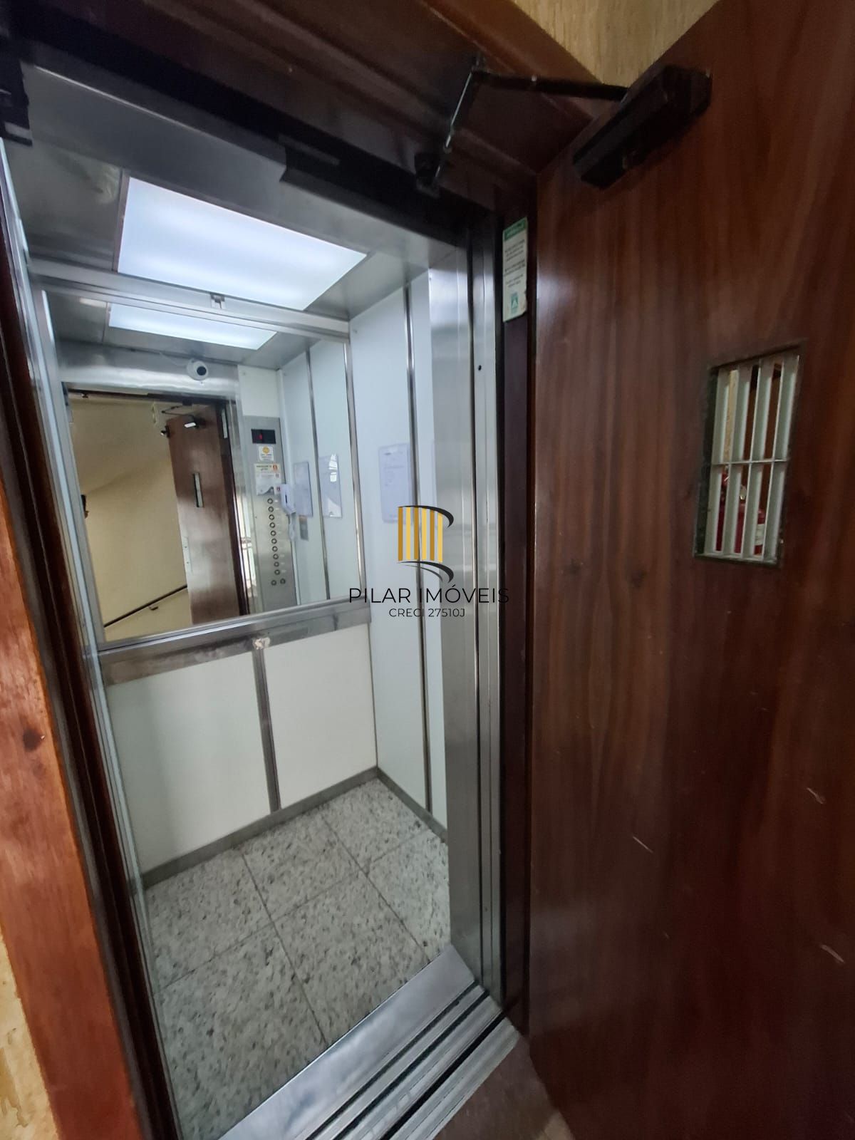 Apartamento a Venda no Bairro Santana - Porto Alegre/RS