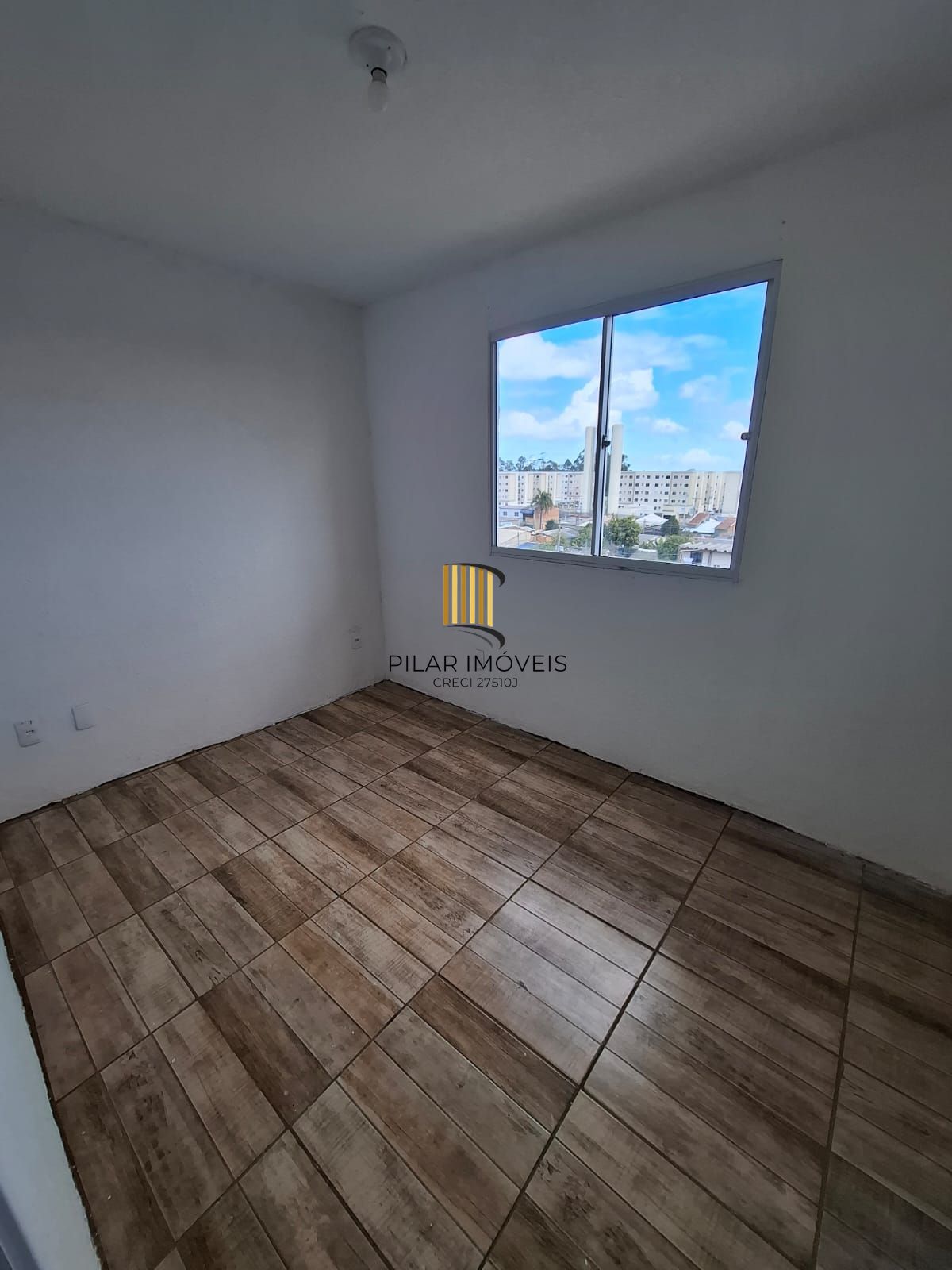 Apartamento a Venda com 2 dormitórios na Restinga, Porto Alegre/RS
