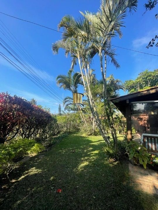 Casa na praia de Garopaba / SC com 3 quartos (sendo 1 suíte), com 145,26 m