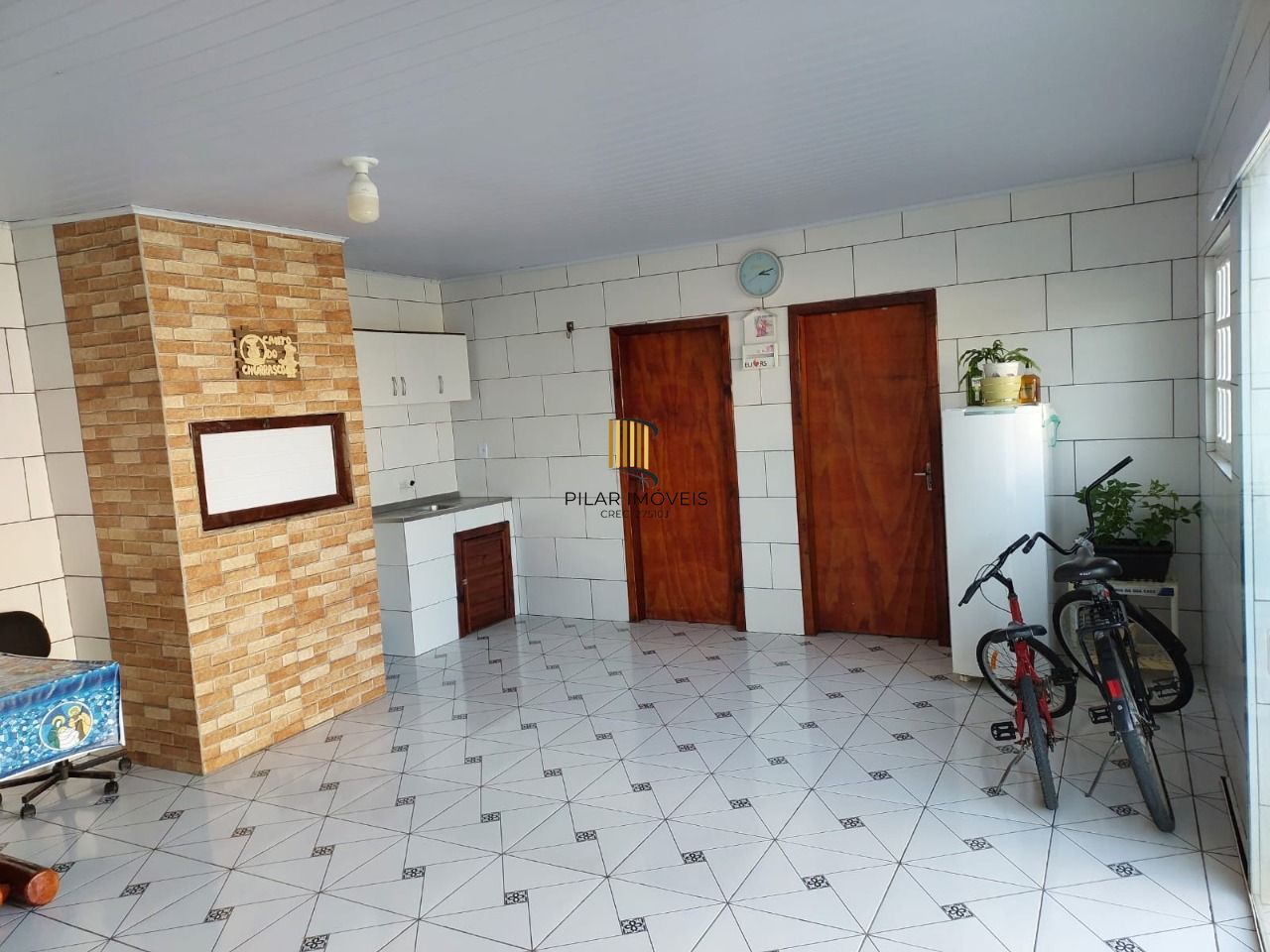 Casa à venda, com piscina em Arroio do Silva, SC