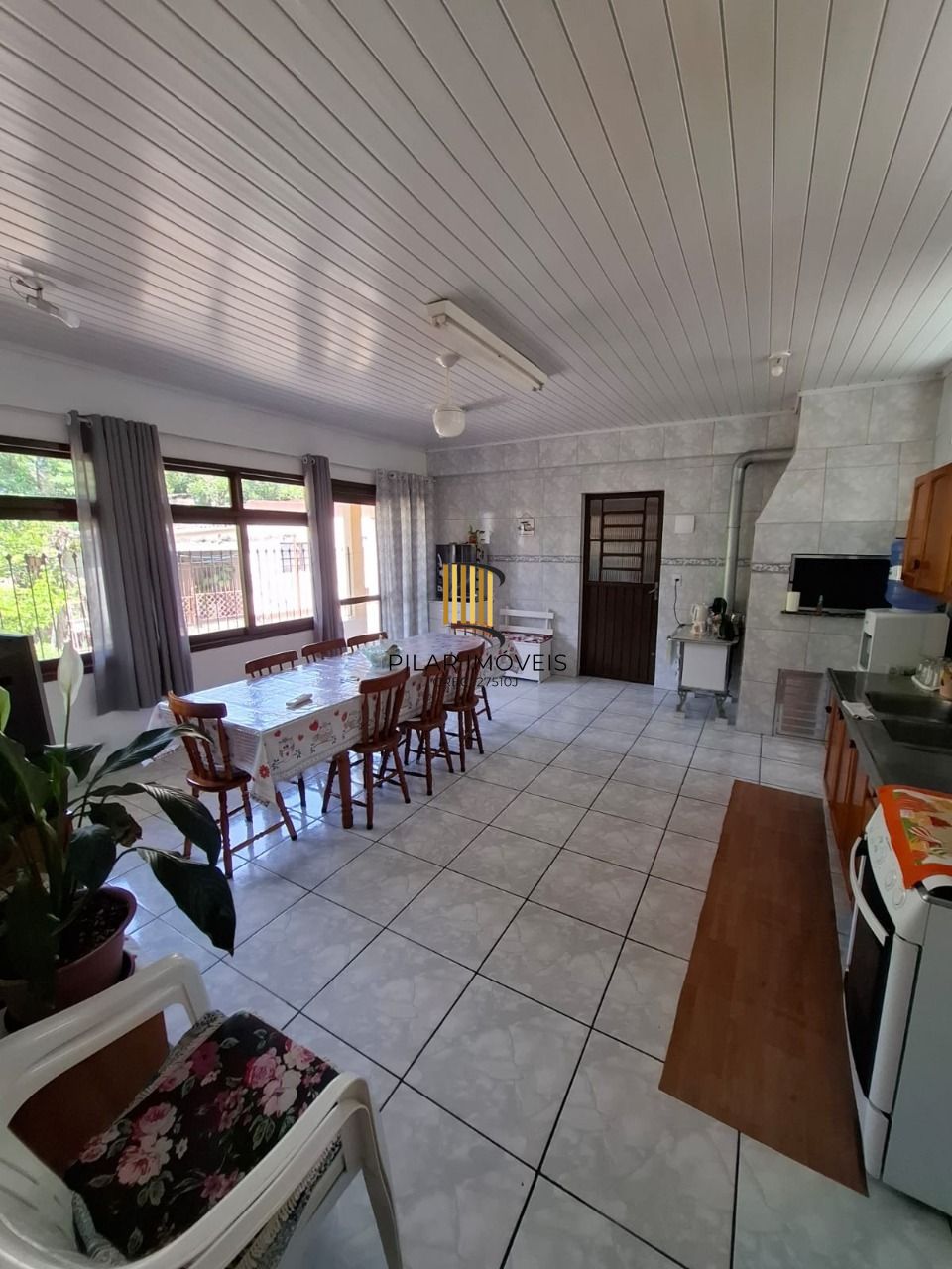 Casa 4 dormitórios no bairro Tristeza